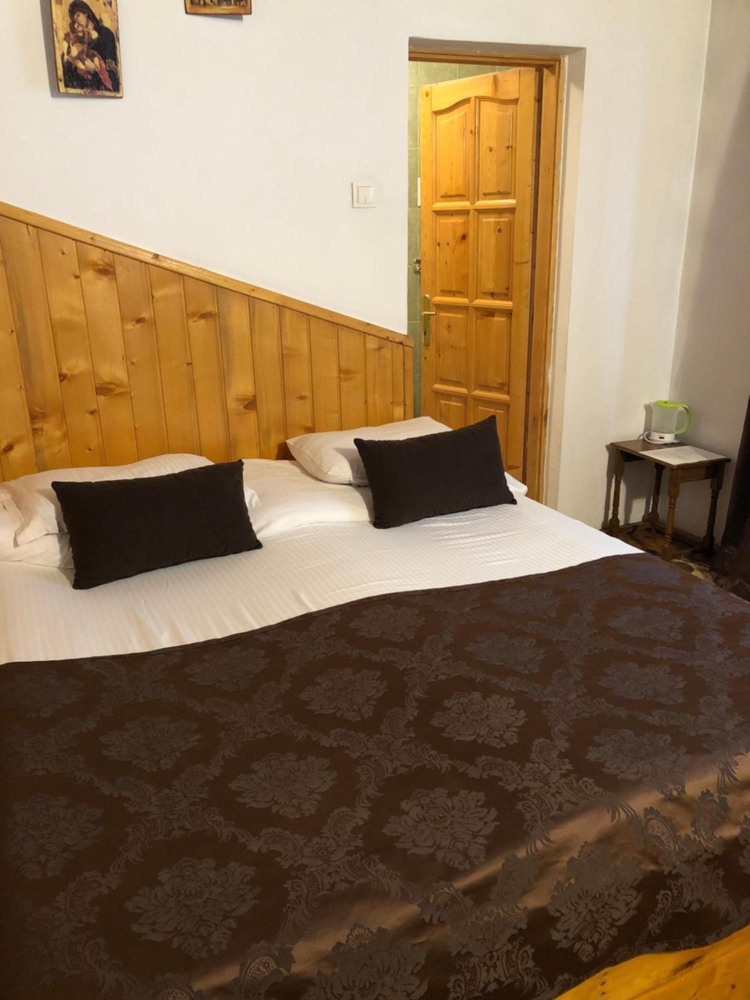 Rem'S Pension Rîşnov Buitenkant foto
